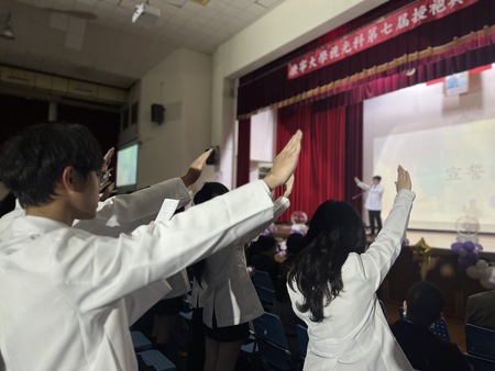 恭賀本校視光科驗光人員國考成績再創高峰