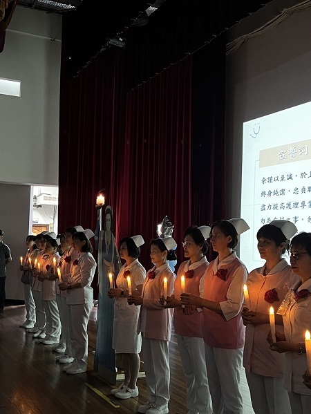 康寧護理金字招牌 學子加冠傳承護理使命 期勉未來成為穩定社會重要力量
