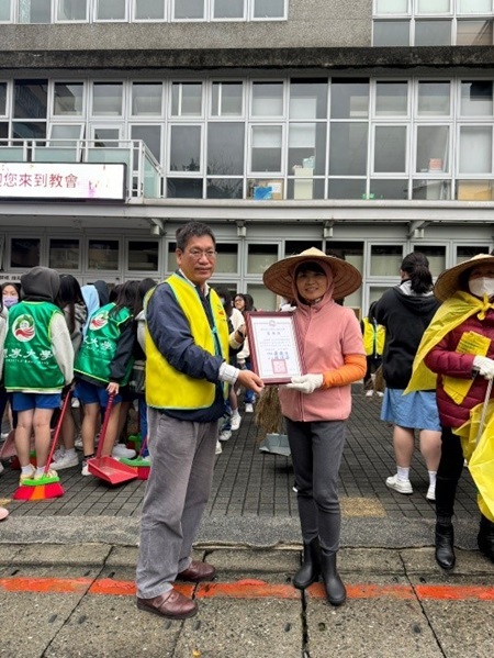 敦親睦鄰，康寧學子走入社區服務學習