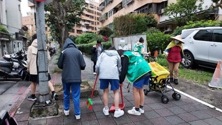 敦親睦鄰，康寧學子走入社區服務學習