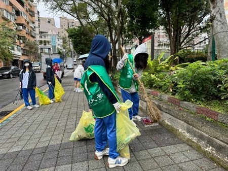 敦親睦鄰，康寧學子走入社區服務學習