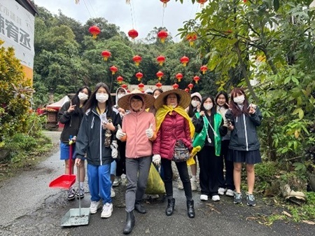 敦親睦鄰，康寧學子走入社區服務學習