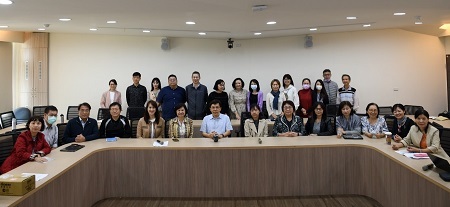 11月15日論壇主講人與參與同仁合影
