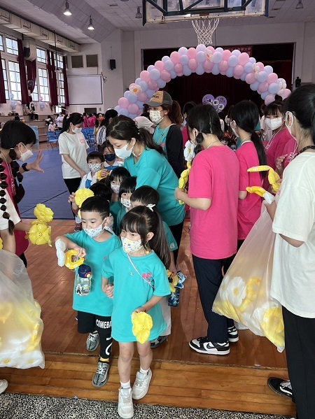 112學年度嬰幼兒保育學系（科）「幼保週教學成果發表會」驚艷連連、笑聲不斷