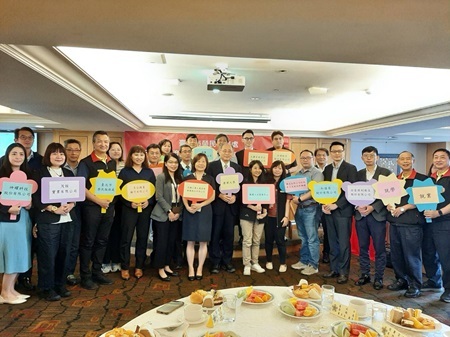 康寧大學成為台北市榮民服務處合作夥伴 將提供榮民弟兄終身學習的另外一個家